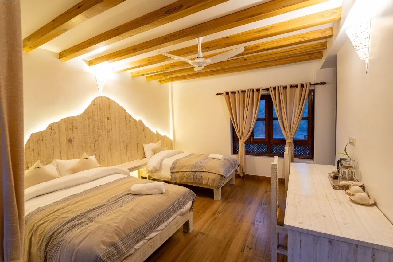 Tweepersoonskamer in een retreatlocatie in Nepal